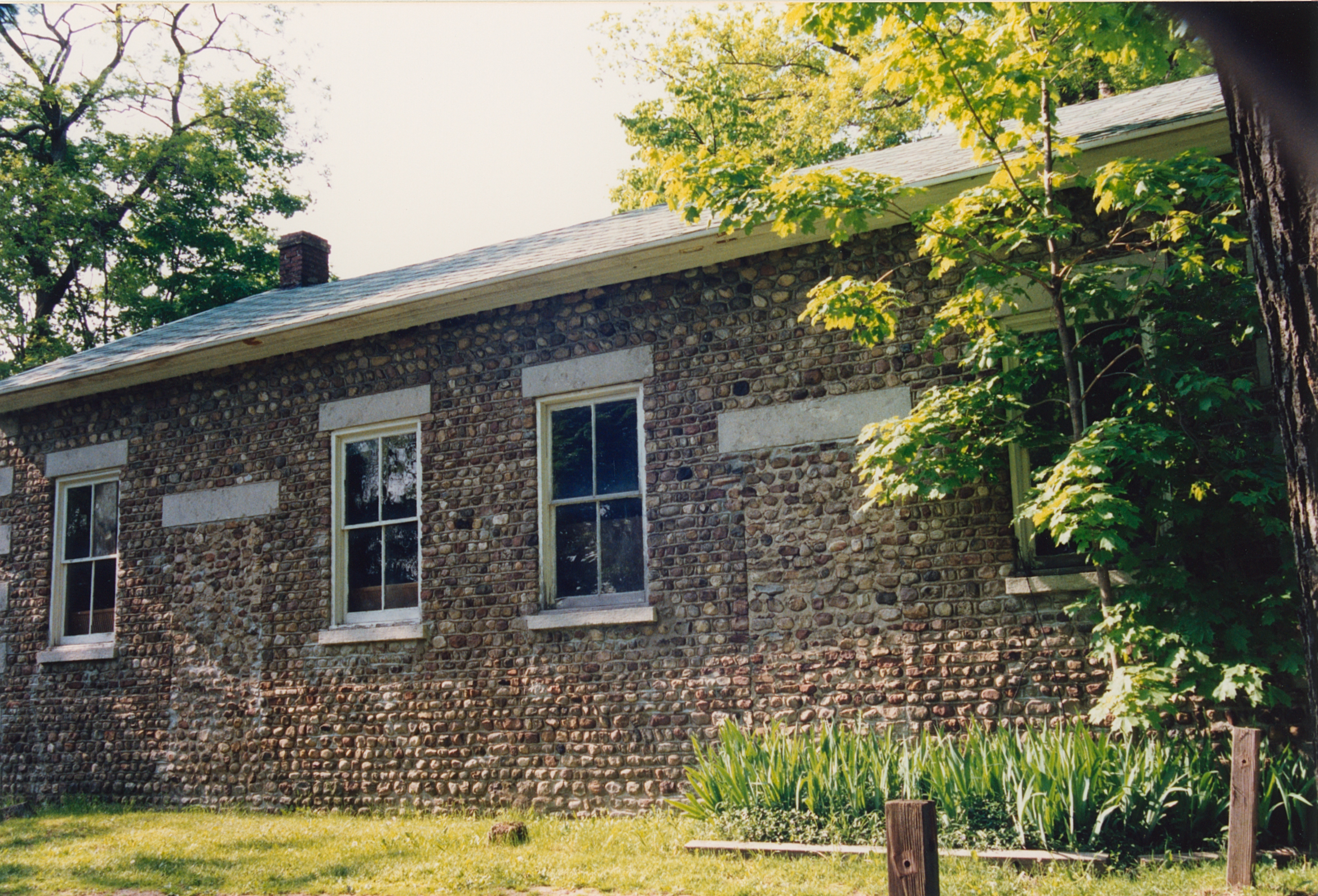 Elb-1 4355 Lockport Rd 2